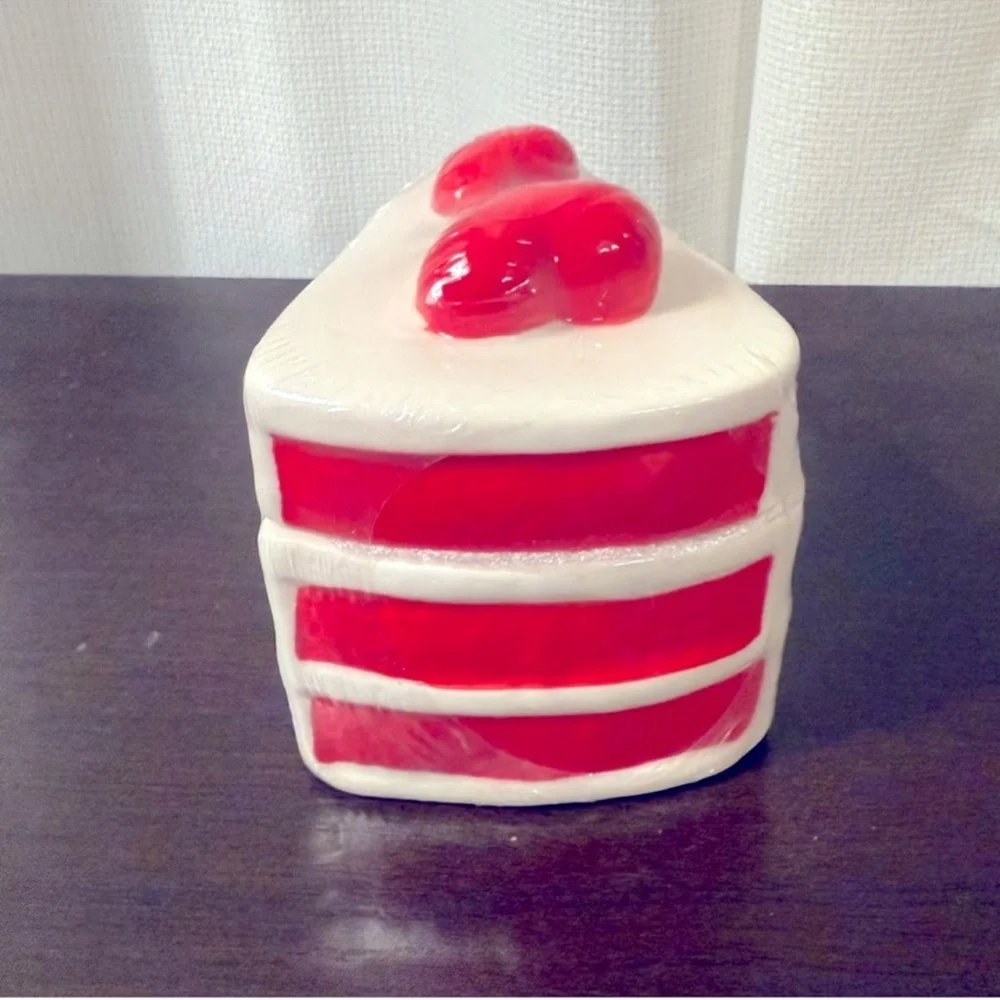 Red & White Heart Cake Slice Ceramic Trinket Box, New Target Bullseye Playground